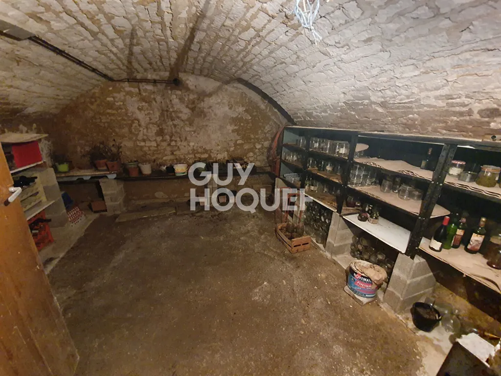maison à MONT SAINT SULPICE — photo 11 sur 12