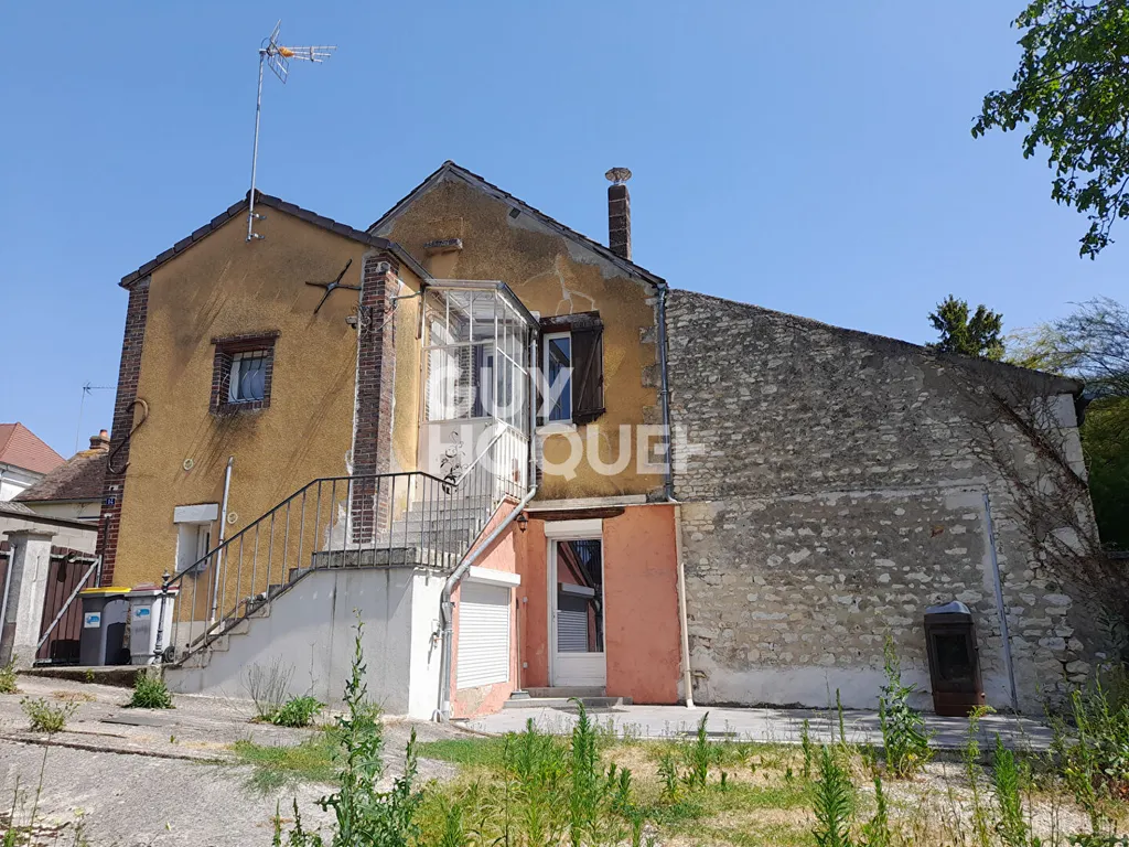 maison à FLEURY LA VALLEE — photo 6 sur 8
