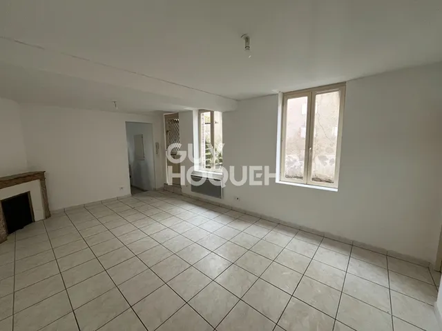 appartement à Auxerre, 3 pièces, DPE E