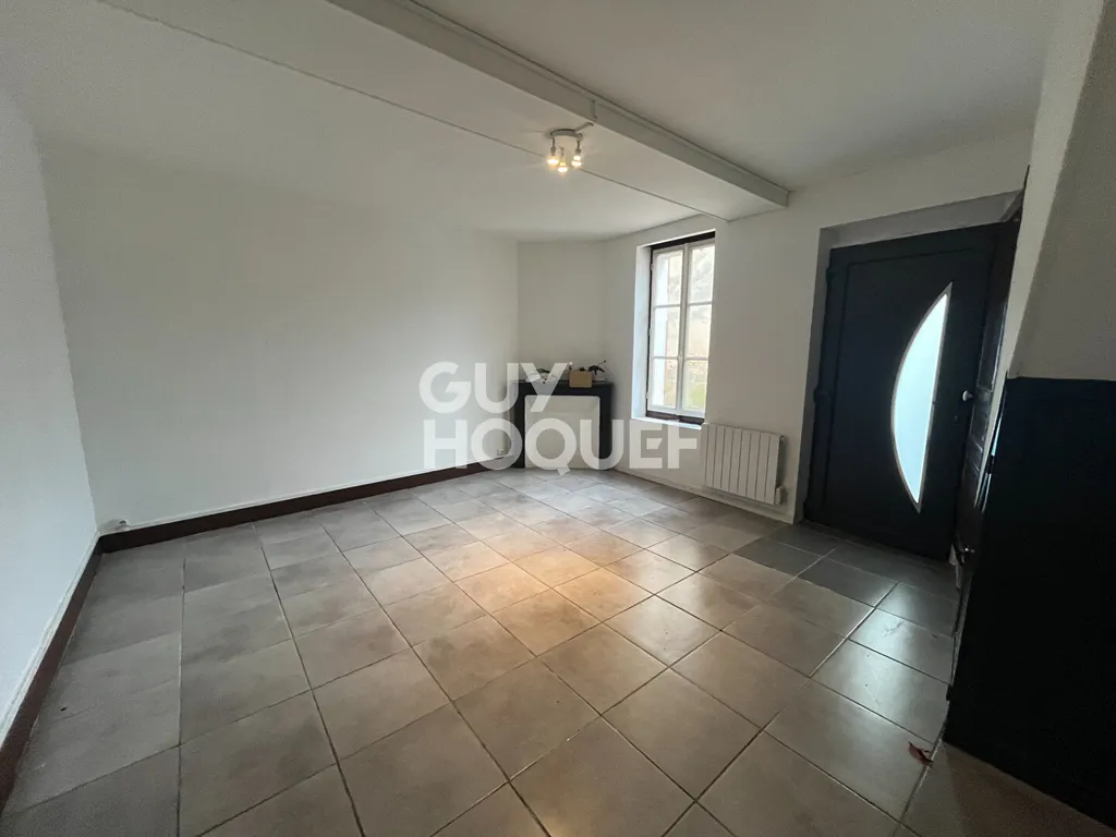 maison 3 pièces à TOUCY — photo 1 sur 8