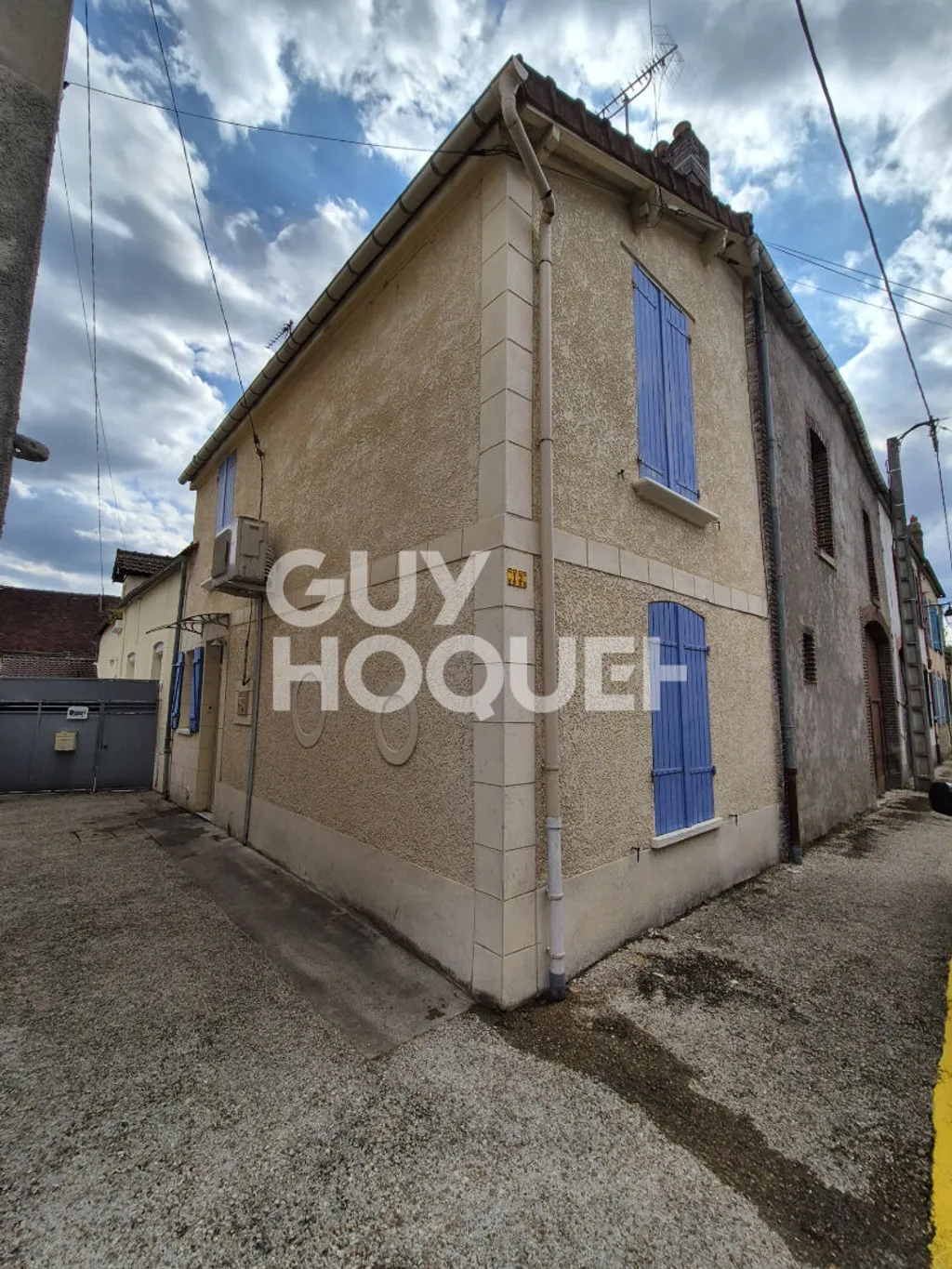 maison 4 pièces à BRIENON SUR ARMANCON, 47 m² — photo 1 sur 8