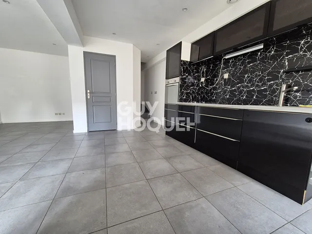 maison à BRIENON SUR ARMANCON, 70 m², 3 pièces, DPE D